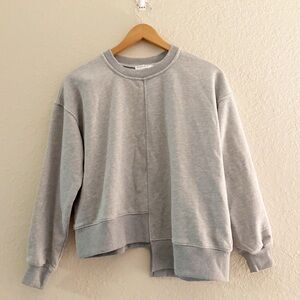 Gilli Arcadia Gray Asymmetrical Sweatshirt Size Small